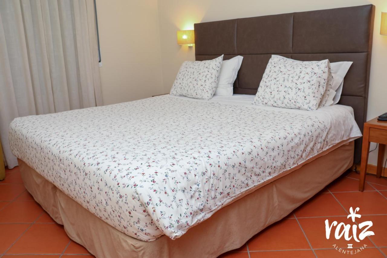 Raiz Alentejana II Bed & Breakfast Reguengos de Monsaraz Exterior photo